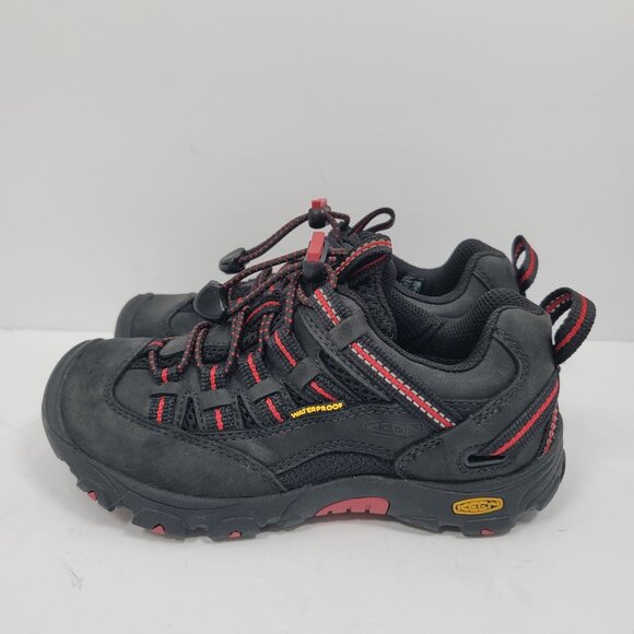 Keen Kid's Black Red Waterproof Hiking Shoes US Size 1 NWOT - Picture 2 of 8